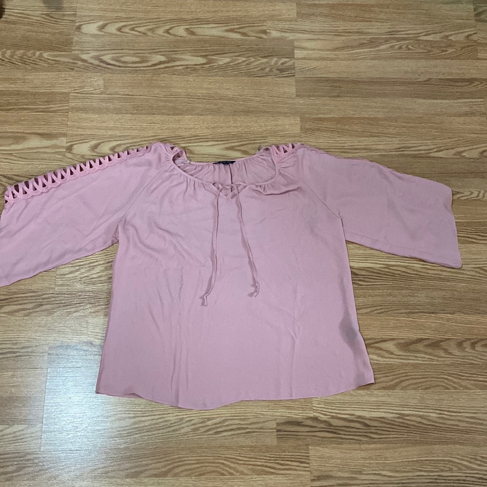 Zac and Rachel bell sleeve blouse